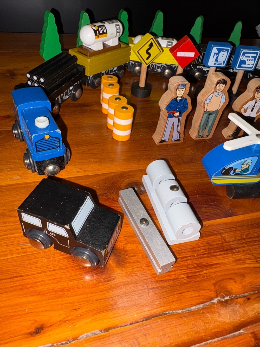Vintage Toys R Us Imaginarium Wooden Train, Helicopter, Vehicle Set Bundle of 38 - Picture 4 of 7